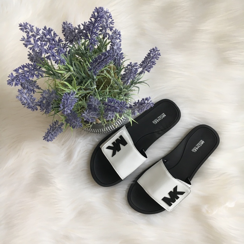 New! Michael Kors pool shoes. - Picture 2 of 8